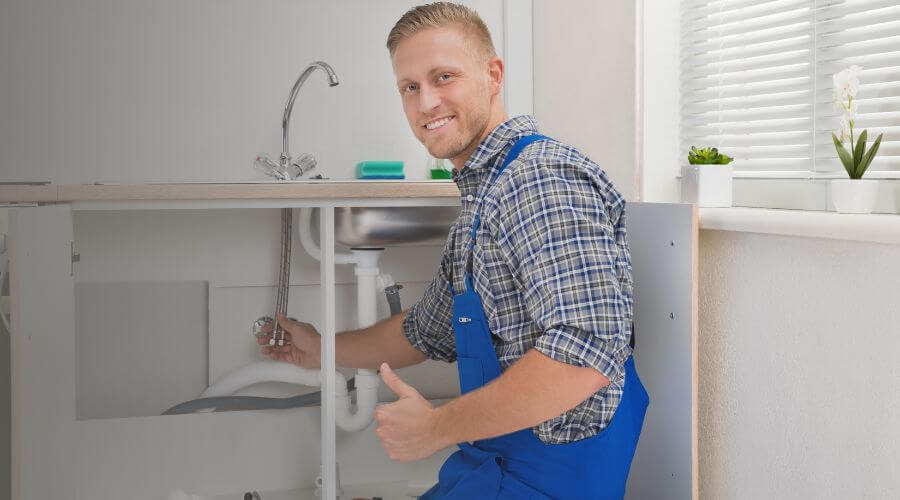 Local water heater installation in Lansing, IL